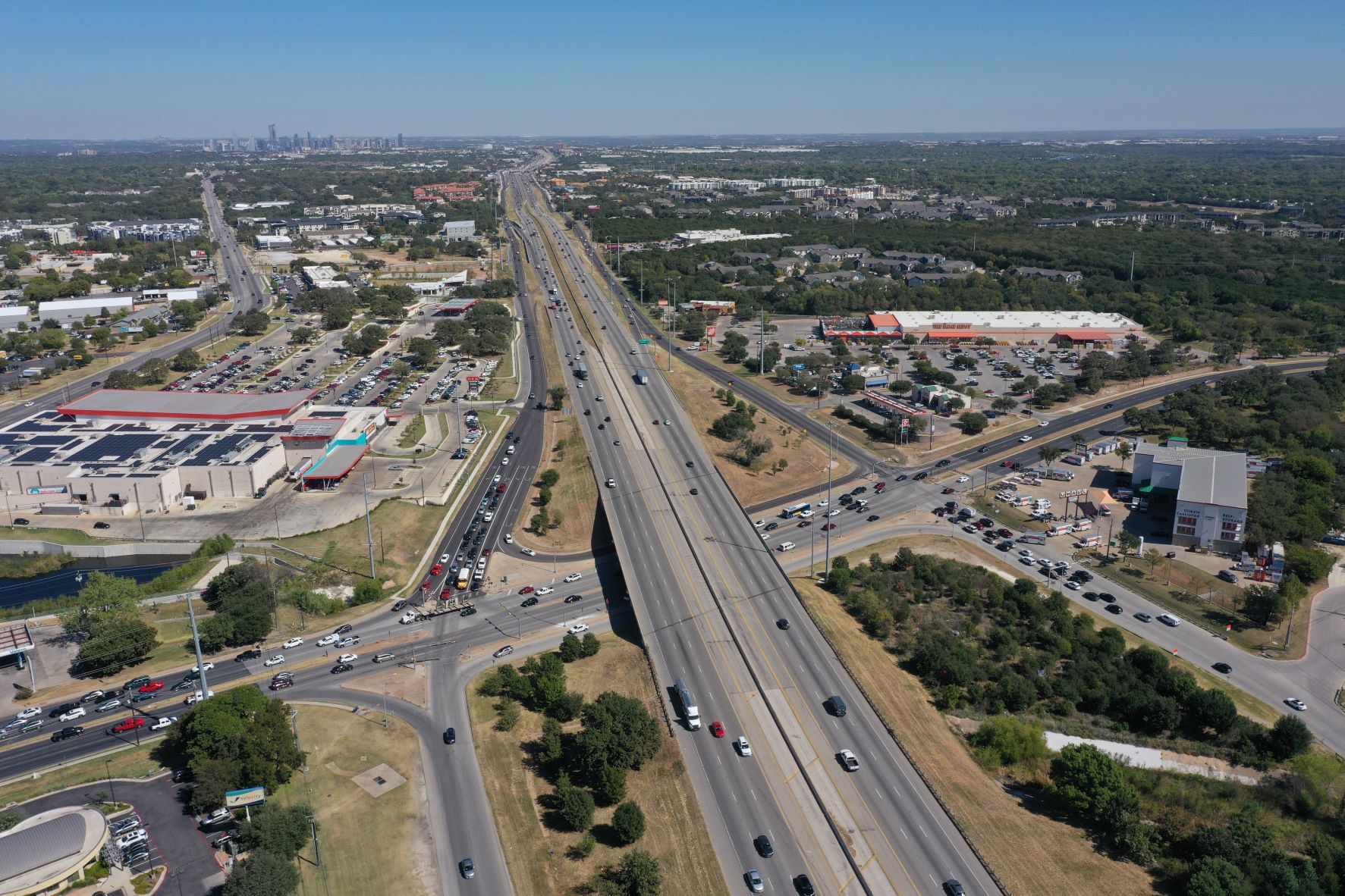Southbound I-35 at William Cannon Drive - October 2022