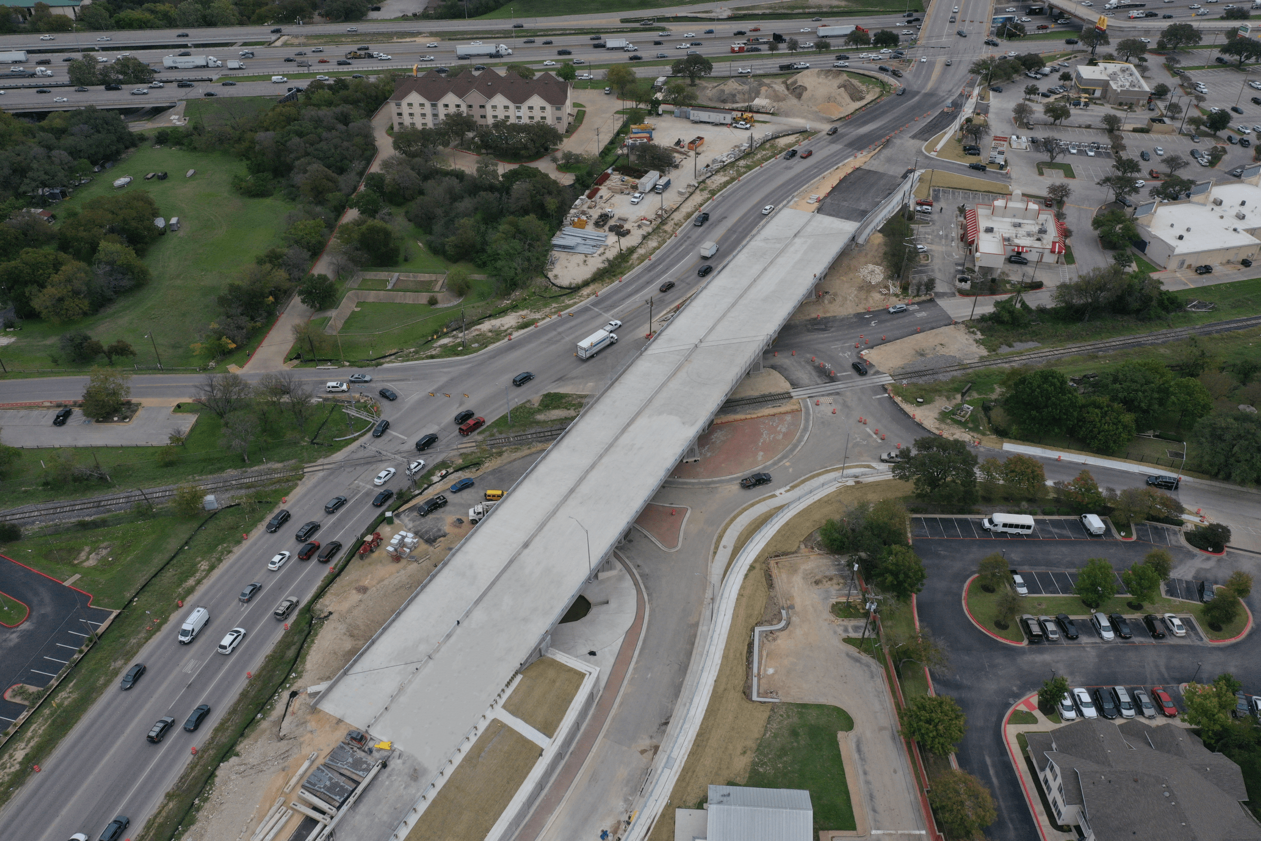 Eastbound RM 620 overpass bridge and roundabout construction progress in Round Rock